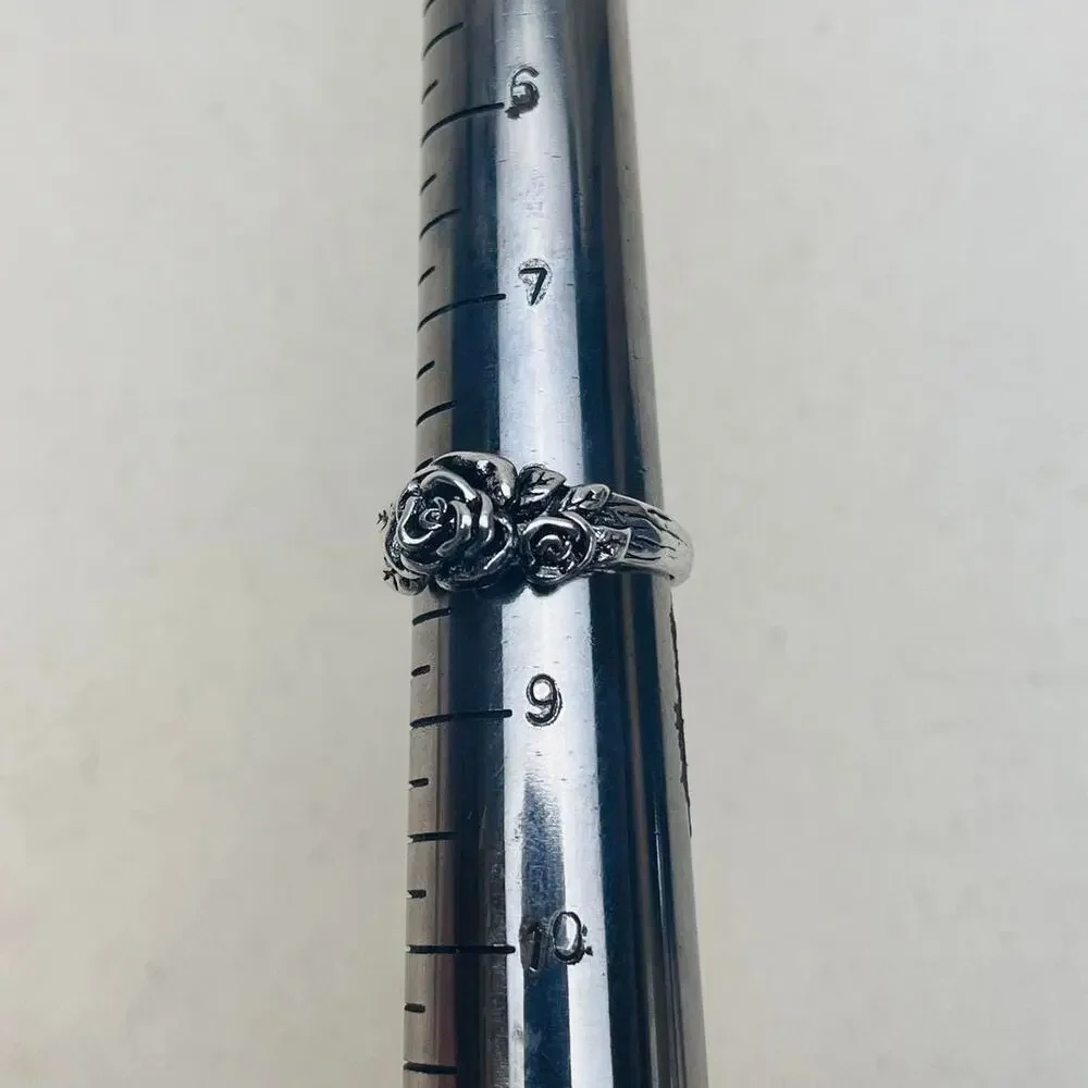 Y2k grunge silver rose bud ring